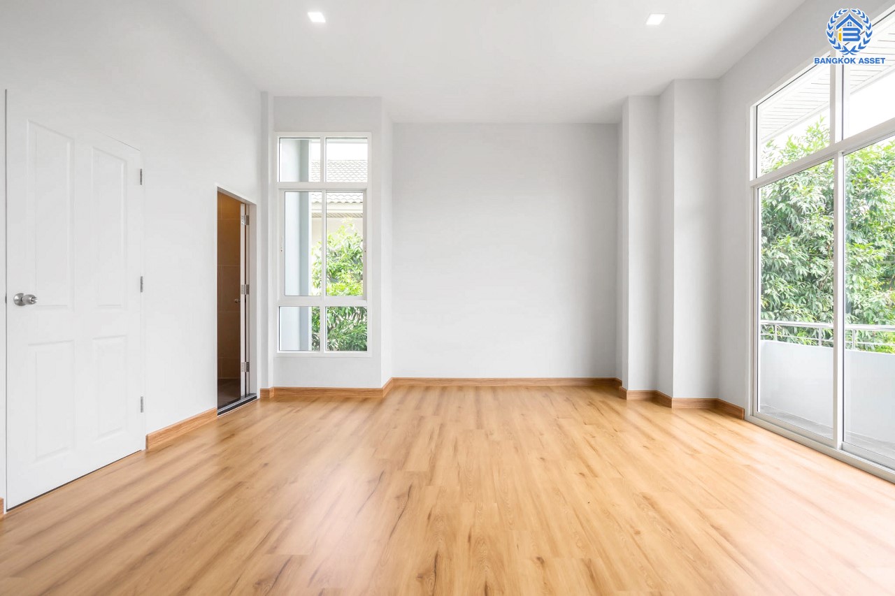 บ้านมือสองตกแต่งใหม่ ม.ศุภาลัย ออร์คิดปาร์ค2 ปิ่นเกล้า-ใกล้ถ.กาญจนาภิเษก หลังมุม ตกแต่งหรูหรา เนื้อที่ 69.8 ตร.ว. ฟังก์ชัน 4 ห้องนอน 4 ห้องน้ำ 1 ห้องแม่บ้าน จอดรถได้ 2 คัน บนทำเลเดินทางสะดวก เชื่อมต่อหลายเส้นทาง และเดอะมอลล์บางแค ทางด่วน "กาญจนาภิเษก" และรถไฟฟ้า "สถานีภาษีเจริญ"